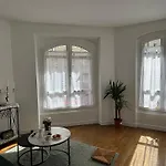 White Parigi